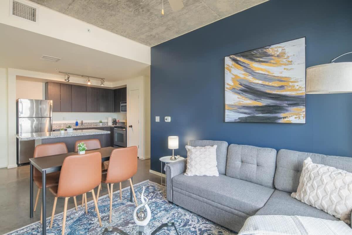 Апартаменты Striking 2Bd - Cdt- Gym, Pool, Parking - Sleep8 Феникс Экстерьер фото